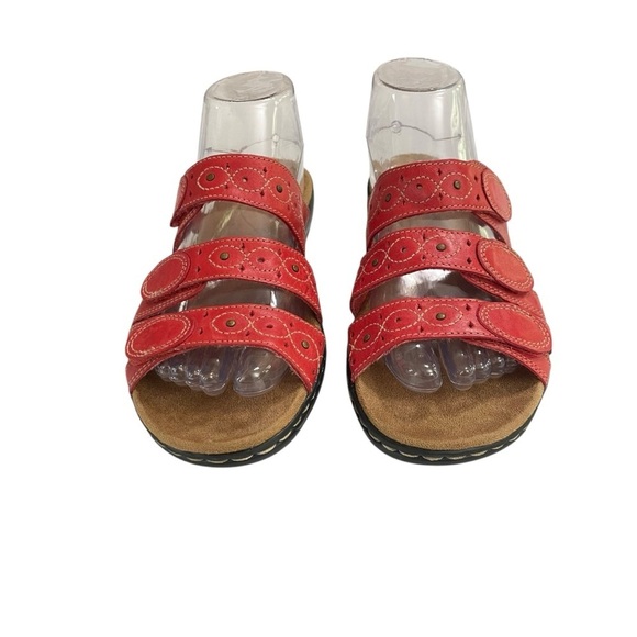CLARKS LEISA CACTI Q Red LEATHER SLIP ONS OPEN TOE SANDALS SHOES WOMENS SZ 9M - Picture 5 of 14